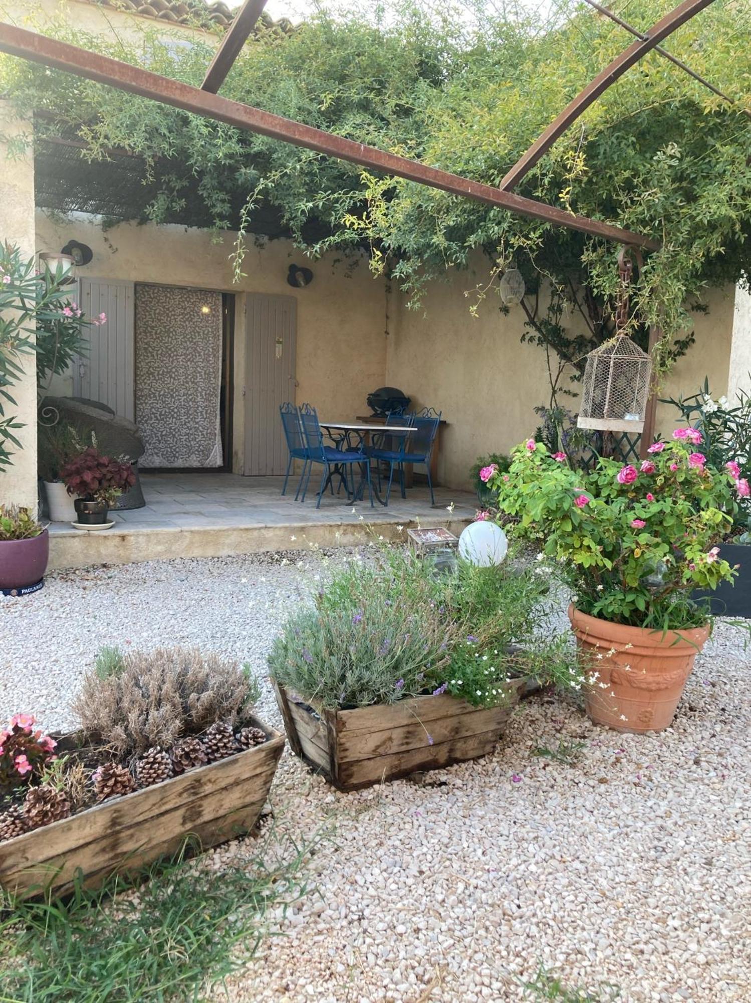Vila La Petite Garrigue Mérindol Exteriér fotografie